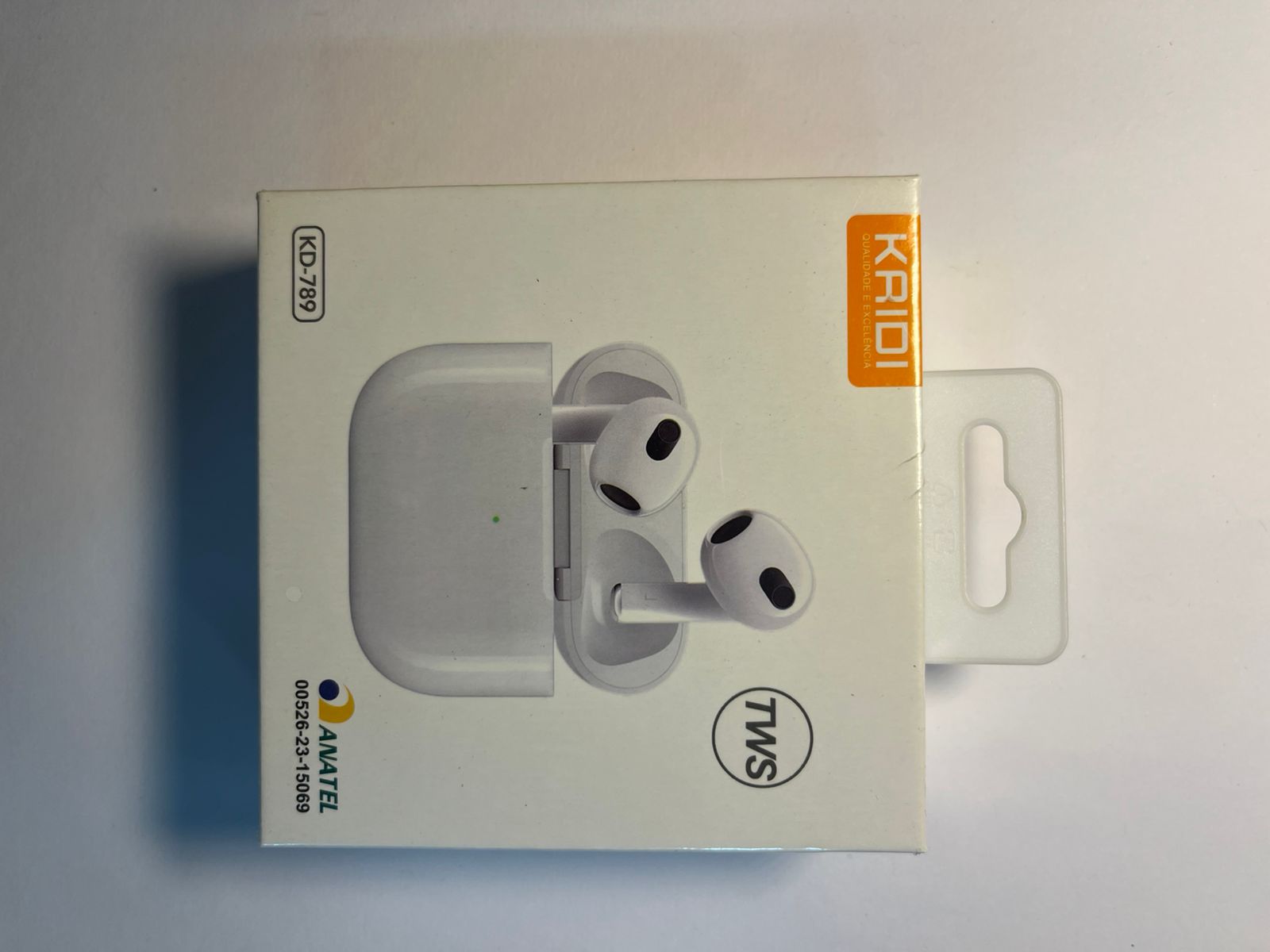 Fone, headset ou acessório de áudio — modelo da embalagem 004