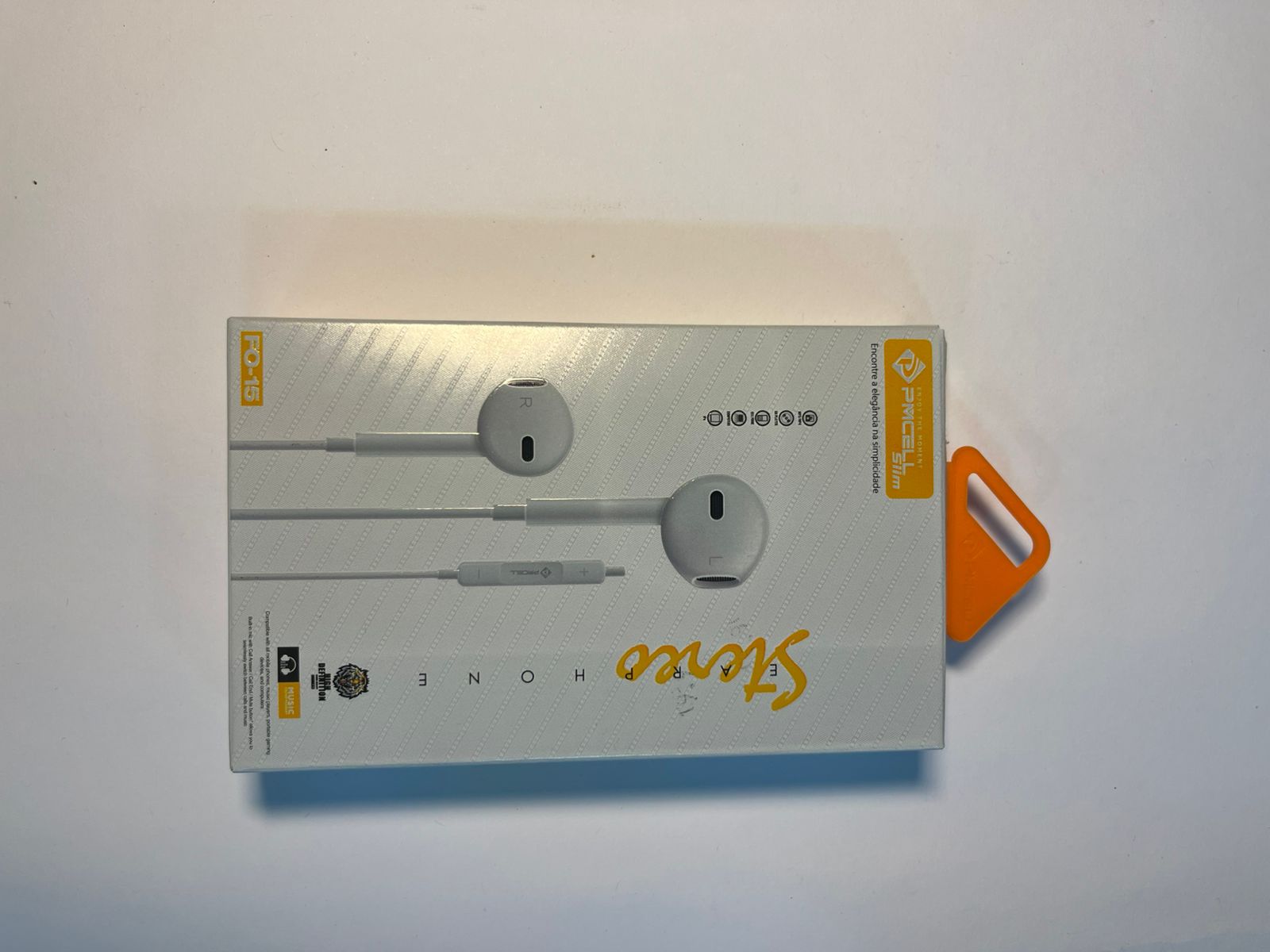 Fone, headset ou acessório de áudio — modelo da embalagem 012