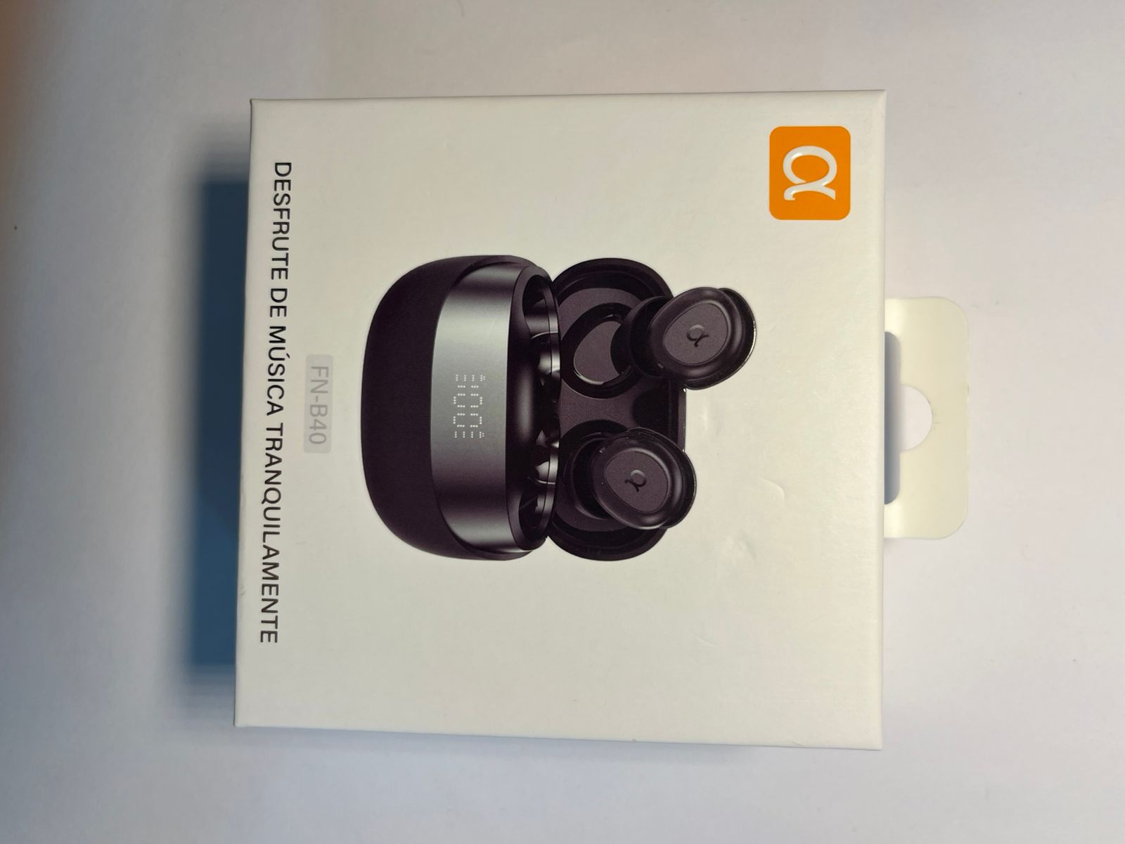 Fone, headset ou acessório de áudio — modelo da embalagem 037