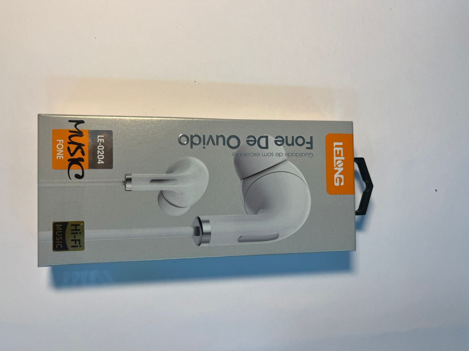 Fone, headset ou acessório de áudio — modelo da embalagem 042