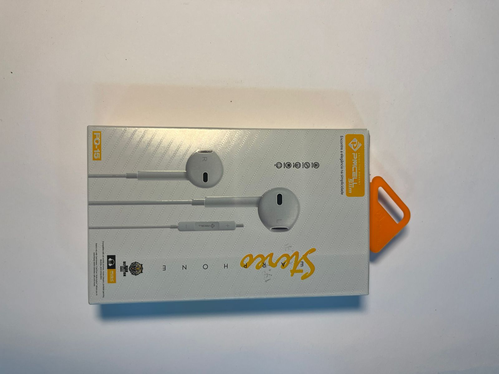 Fone, headset ou acessório de áudio — modelo da embalagem 048